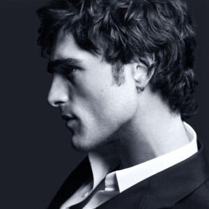 Джейкоб Элорди – новое лицо аромата Bleu de Chanel