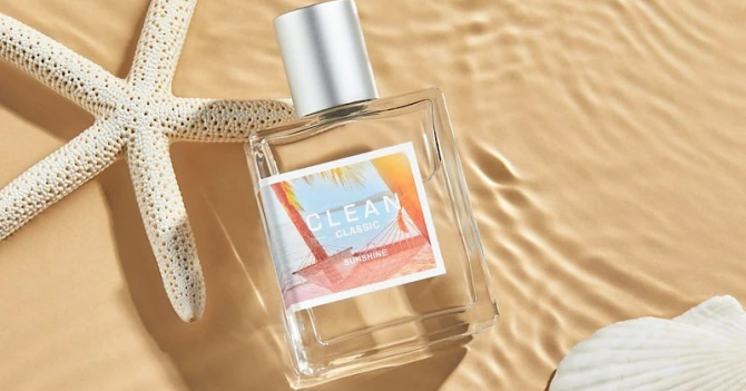 Clean посвятили парфюмерную воду Sunshine «воспоминаниям о лете»