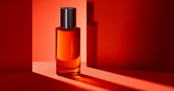 Maison Crivelli заваривают чай в новом Hibiscus MahaJád