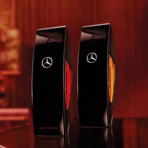 Mercedes-Benz анонсировали выход фланкера мужского аромата Club Black