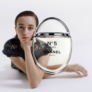 Месяц на Аромо: летние релизы, масштабные коллекции и звездные амбассадоры