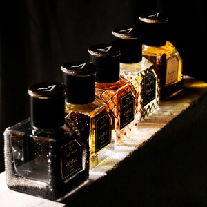 Sérénade и Bois et Cuir Raffine – два новых аромата от Vertus в рамках коллекции Exclusive