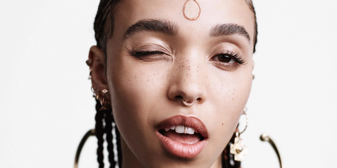 FKA Twigs стала лицом нового аромата Viktor &amp; Rolf