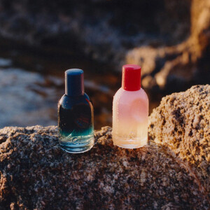 Glossier готовят к запуску новый аромат You Soie, вдохновлённый сиянием солнца