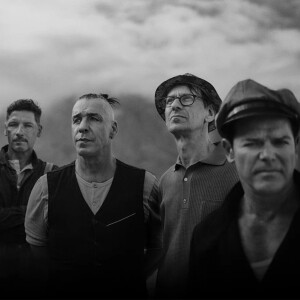 Rammstein и парфюмер Александр Иллан выпустили Engel Pure. В его основе — нота конопли