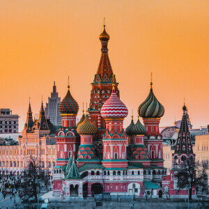 Жители Москвы смогут выбрать парфюмерные композиции для общественного транспорта