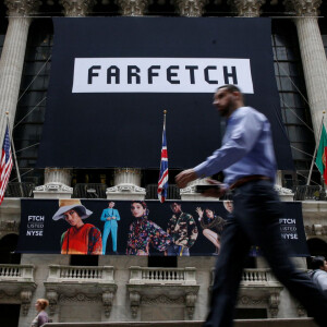 Farfetch заходит в бьюти-сегмент и приобретает Violet Grey