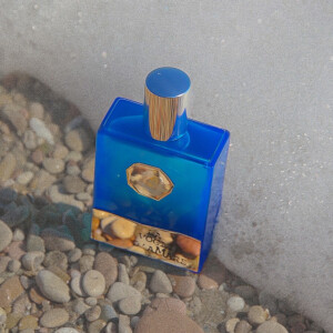 Филиппо Сорчинелли выпустил новый аромат La Voglia D'Amare в рамках серии SuperFluo?