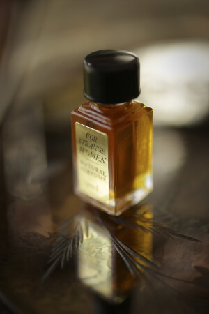 For Strange Women Gardenia