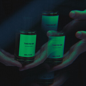 Запретный плод: новый аромат Twisted Sin с нотами яблока и рома от Emil Élise