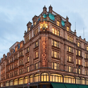 Эксклюзивное издание от Widian, посвященное 175-летию лондонского универмага Harrods