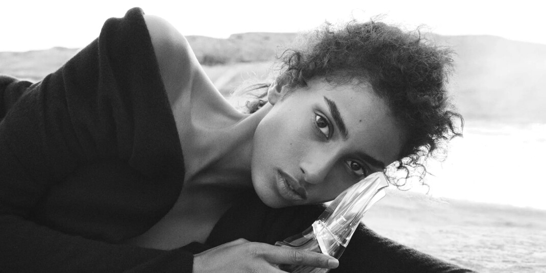 Donna Karan показали новую рекламную кампанию аромата Cashmere Mist 