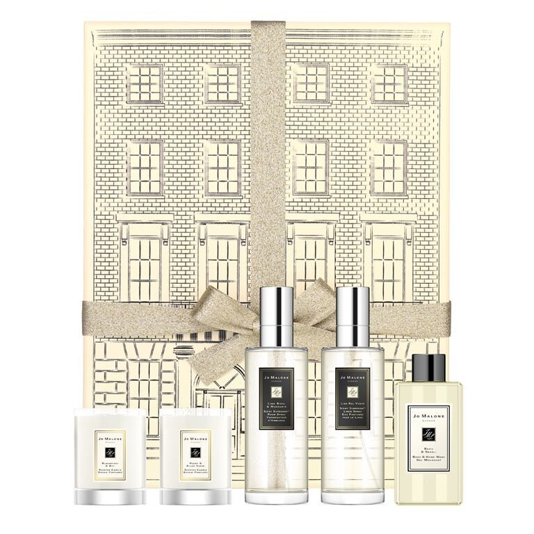 Набор House of Jo Malone, в который входят два спрея для помещений, две свечи и один гель для тела (на выбор покупателя), £115