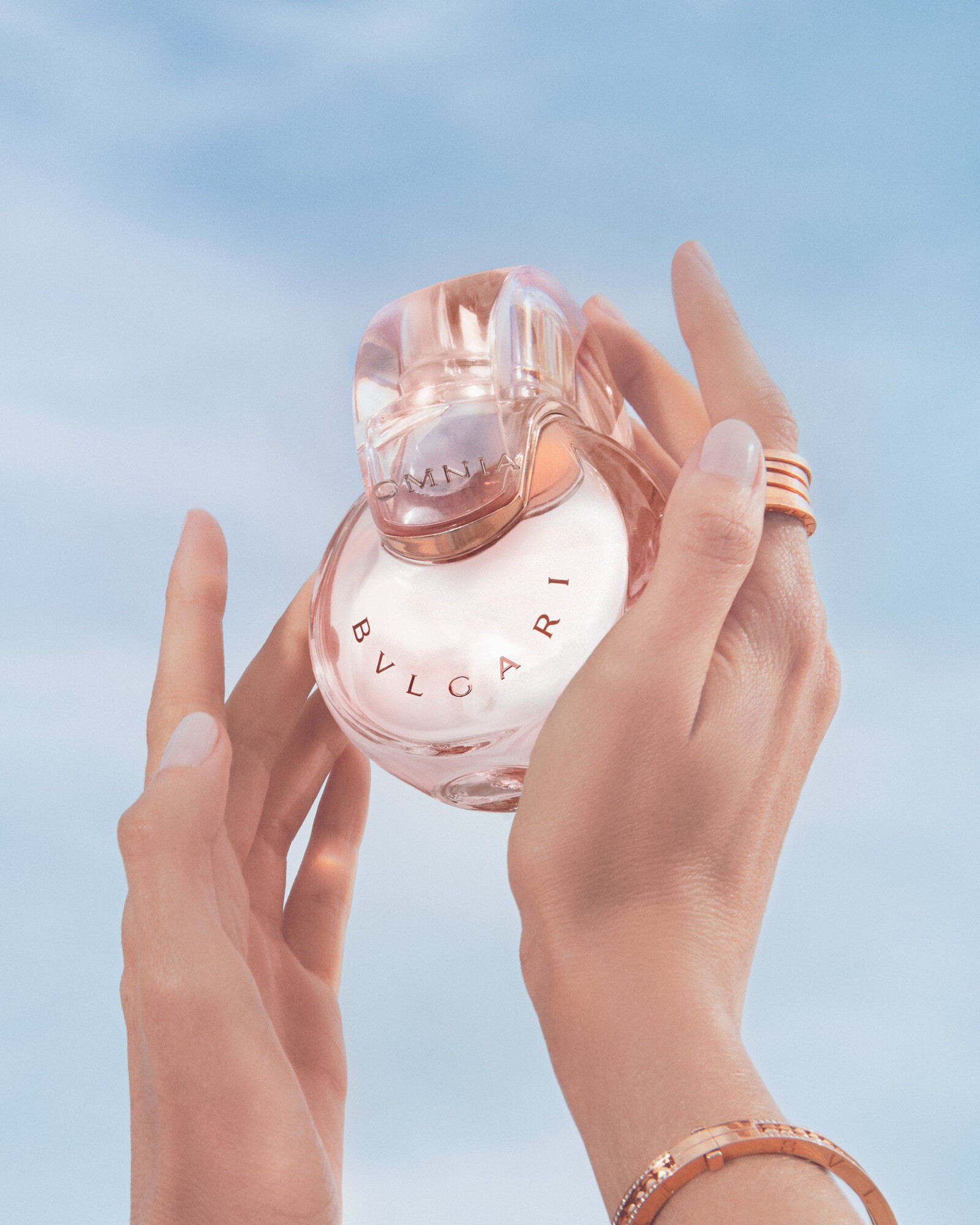 Bvlgari пополнили коллекцию Omnia новой версией аромата Omnia Crystalline Bvlgari пополнили коллекцию Omnia новой версией аромата Omnia Crystalline