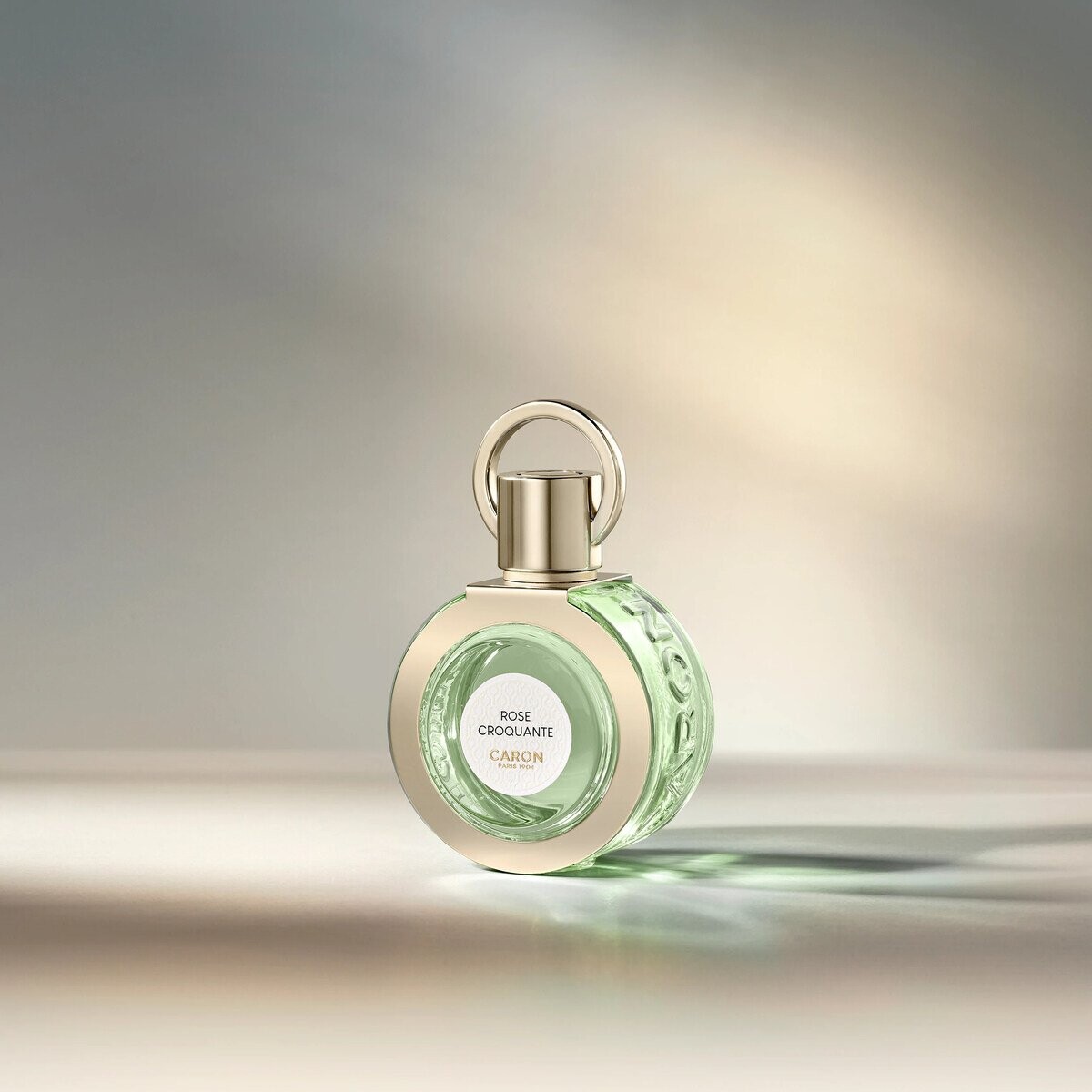 Caron пополнили La Collection Merveilleuse ароматом Rose Croquante Caron пополнили La Collection Merveilleuse ароматом Rose Croquante