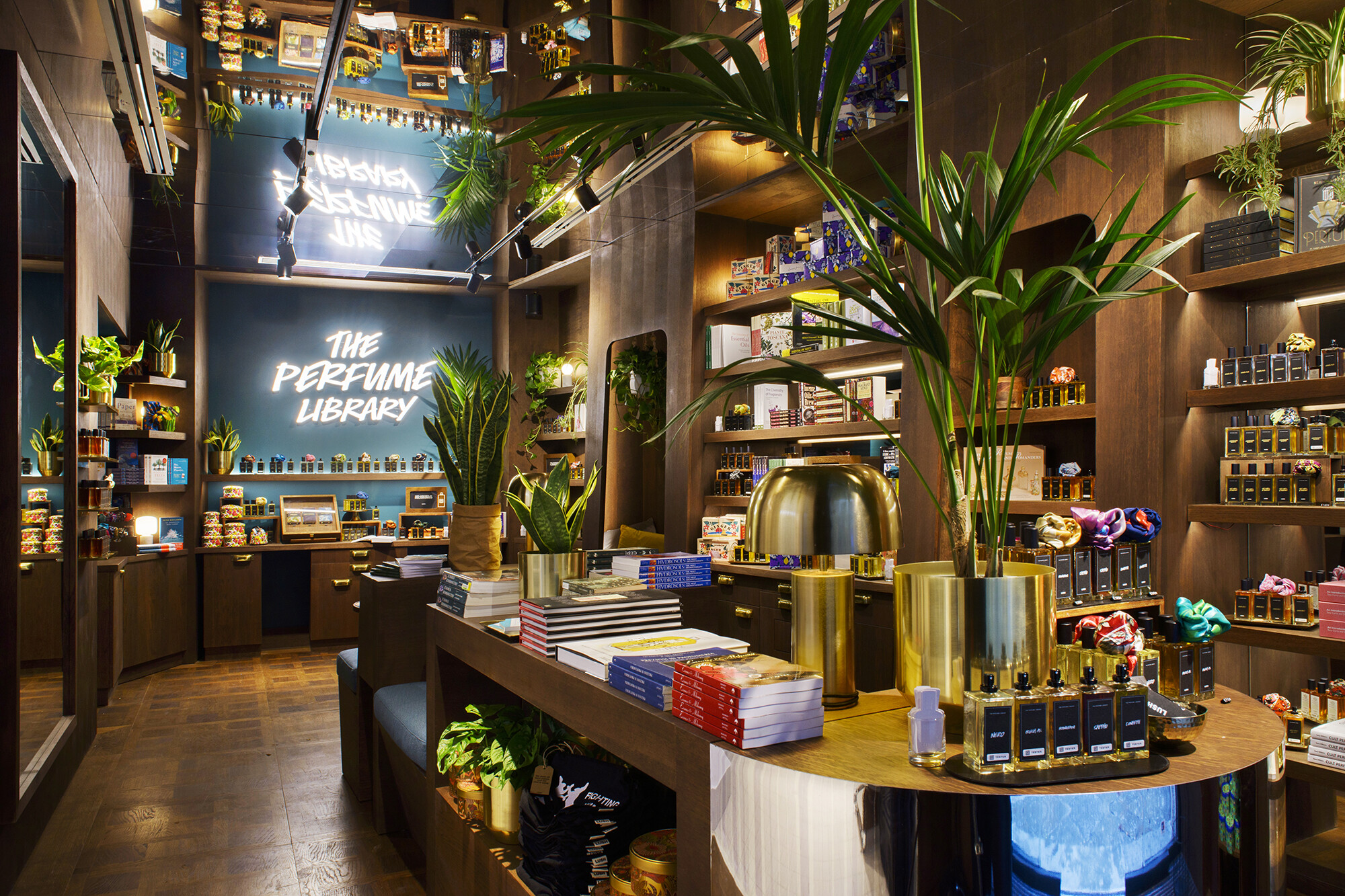 Бренд Lush закроет треть магазинов в России Бренд Lush закроет треть магазинов в России