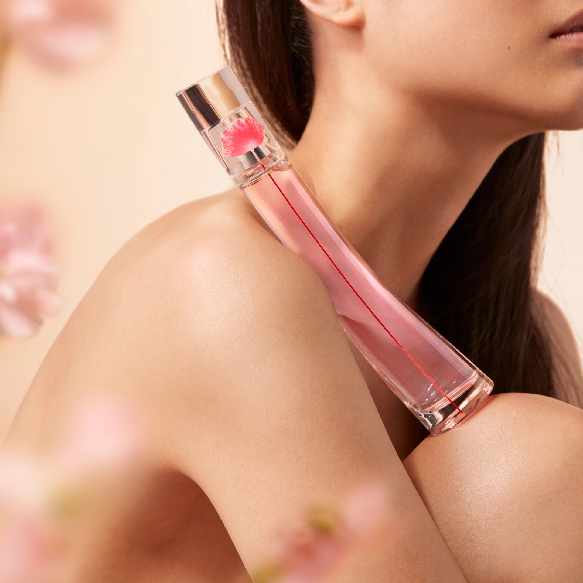 Kenzo выпустили новую версию Flower by Kenzo Poppy Bouquet Kenzo выпустили новую версию Flower by Kenzo Poppy Bouquet