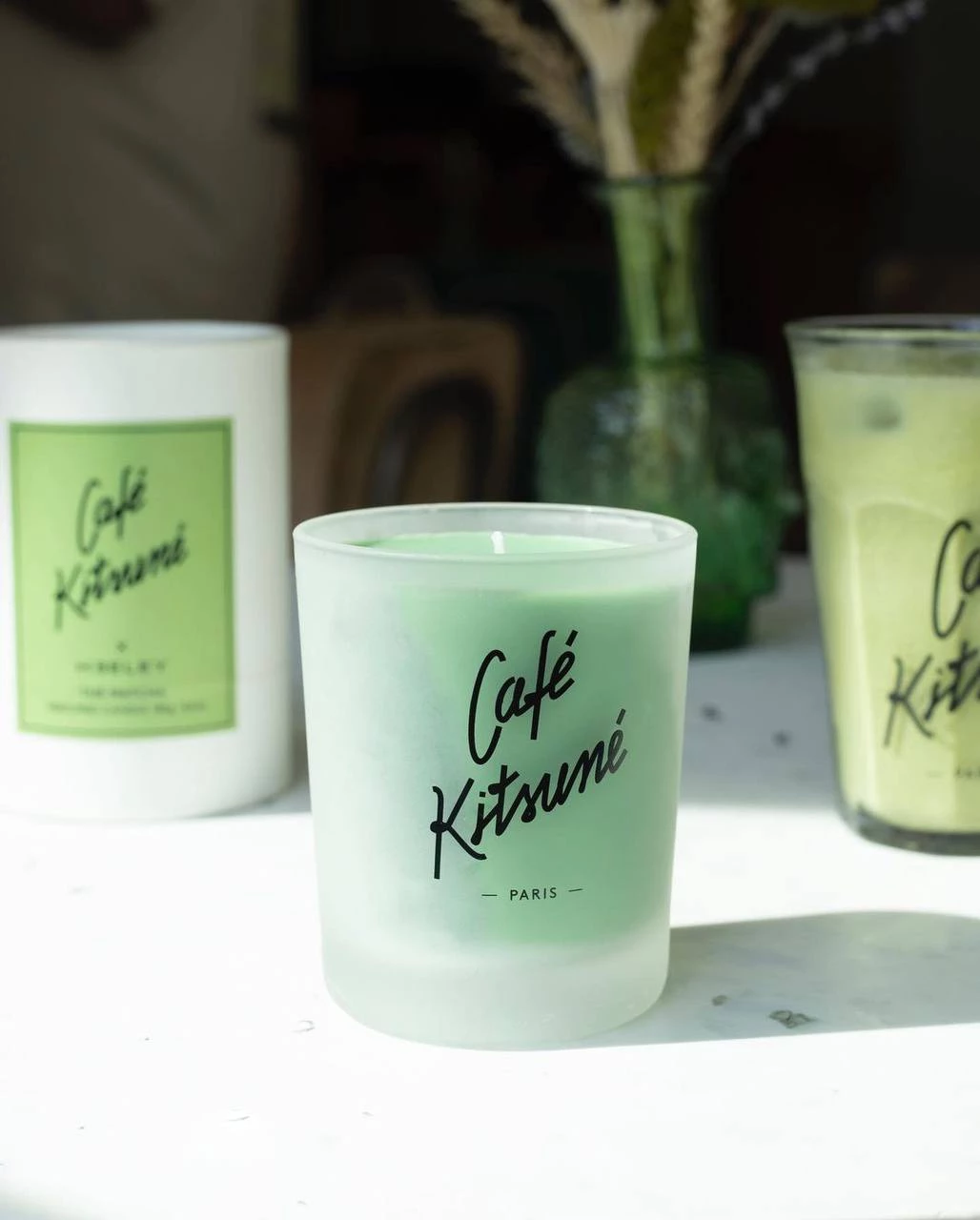 Café Kitsuné представили свечу с ароматом матчи Café Kitsuné представили свечу с ароматом матчи