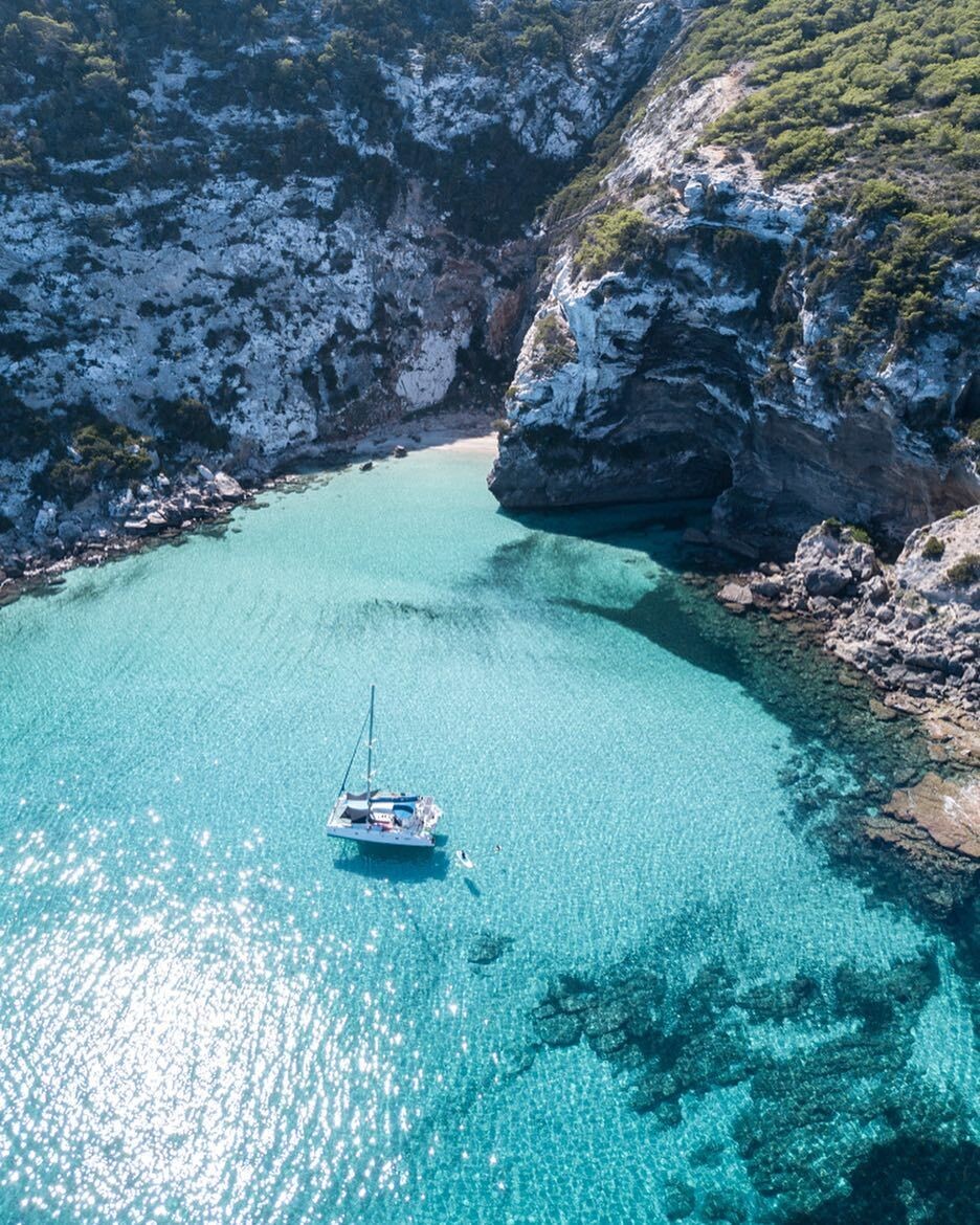 Beso Beach пополнили своё портфолио новым ароматом Beso de Mar Beso Beach пополнили своё портфолио новым ароматом Beso de Mar