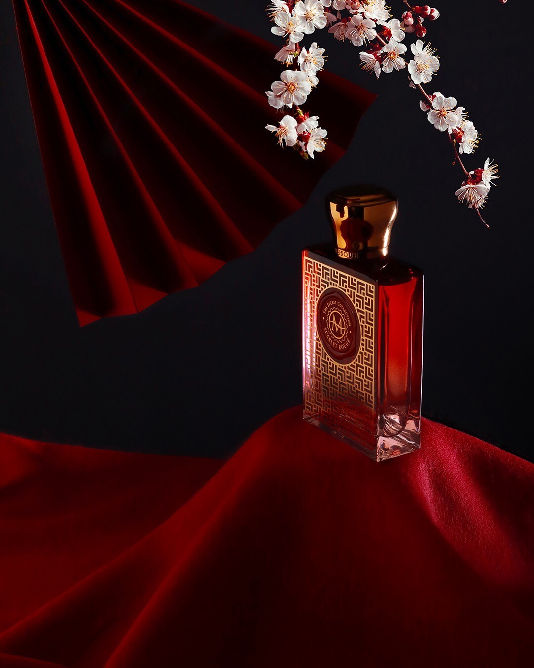 Moresque посвятили аромат Scarlet Rouge ближневосточной архитектуре Moresque посвятили аромат Scarlet Rouge ближневосточной архитектуре