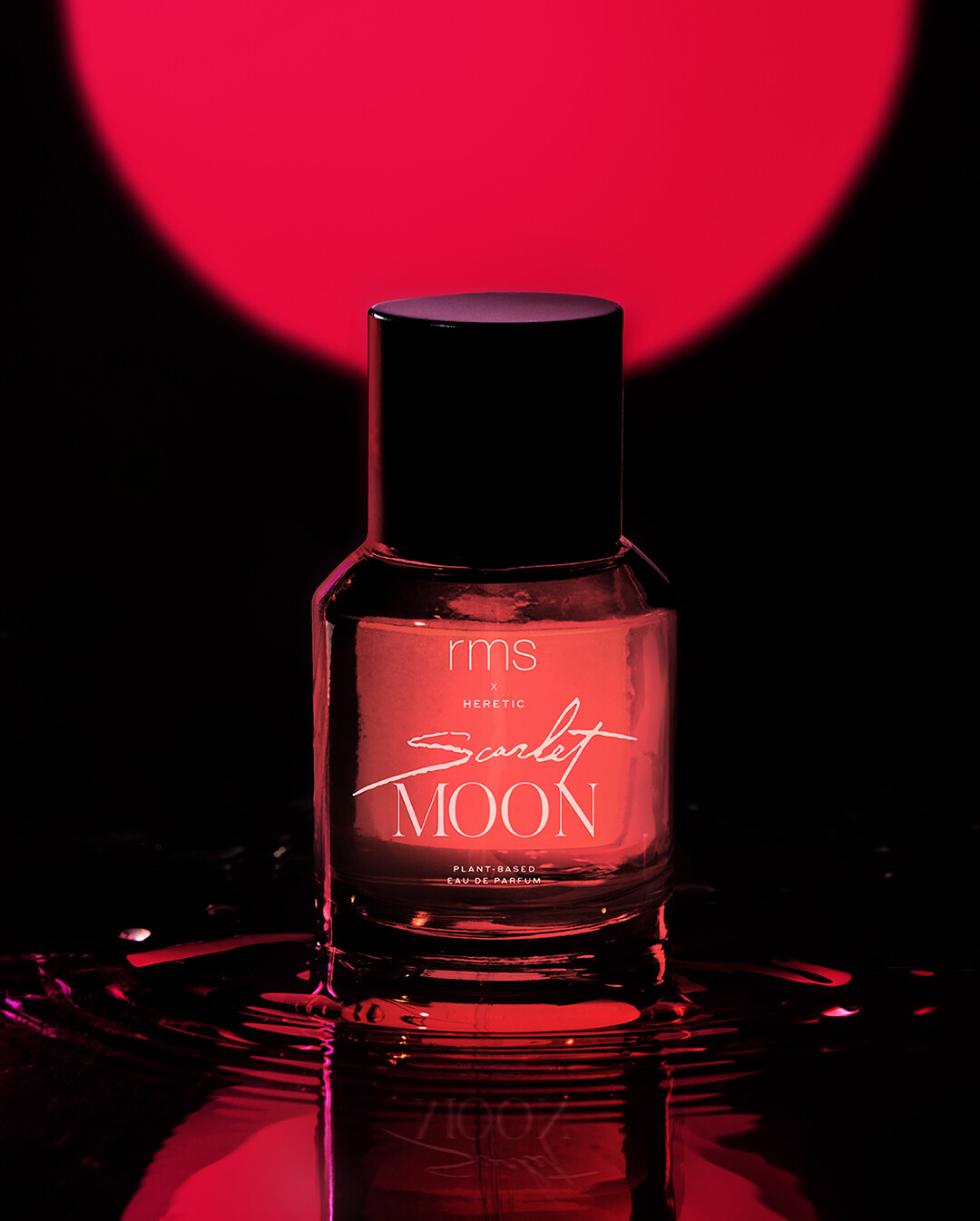 RMS Beauty показали дебютный аромат Scarlet Moon в коллаборации с Heretic Parfum RMS Beauty показали дебютный аромат Scarlet Moon в коллаборации с Heretic Parfum