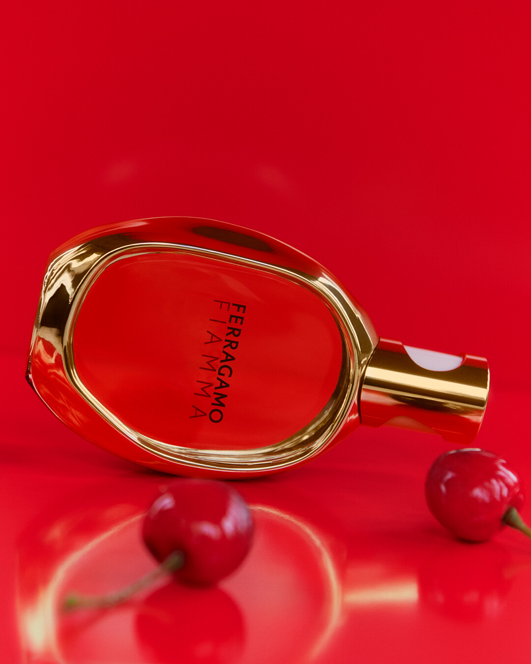 Каролина Спаковски – лицо новой рекламной кампании флагманского аромата Fiamma от Ferragamo Каролина Спаковски – лицо новой рекламной кампании флагманского аромата Fiamma от Ferragamo