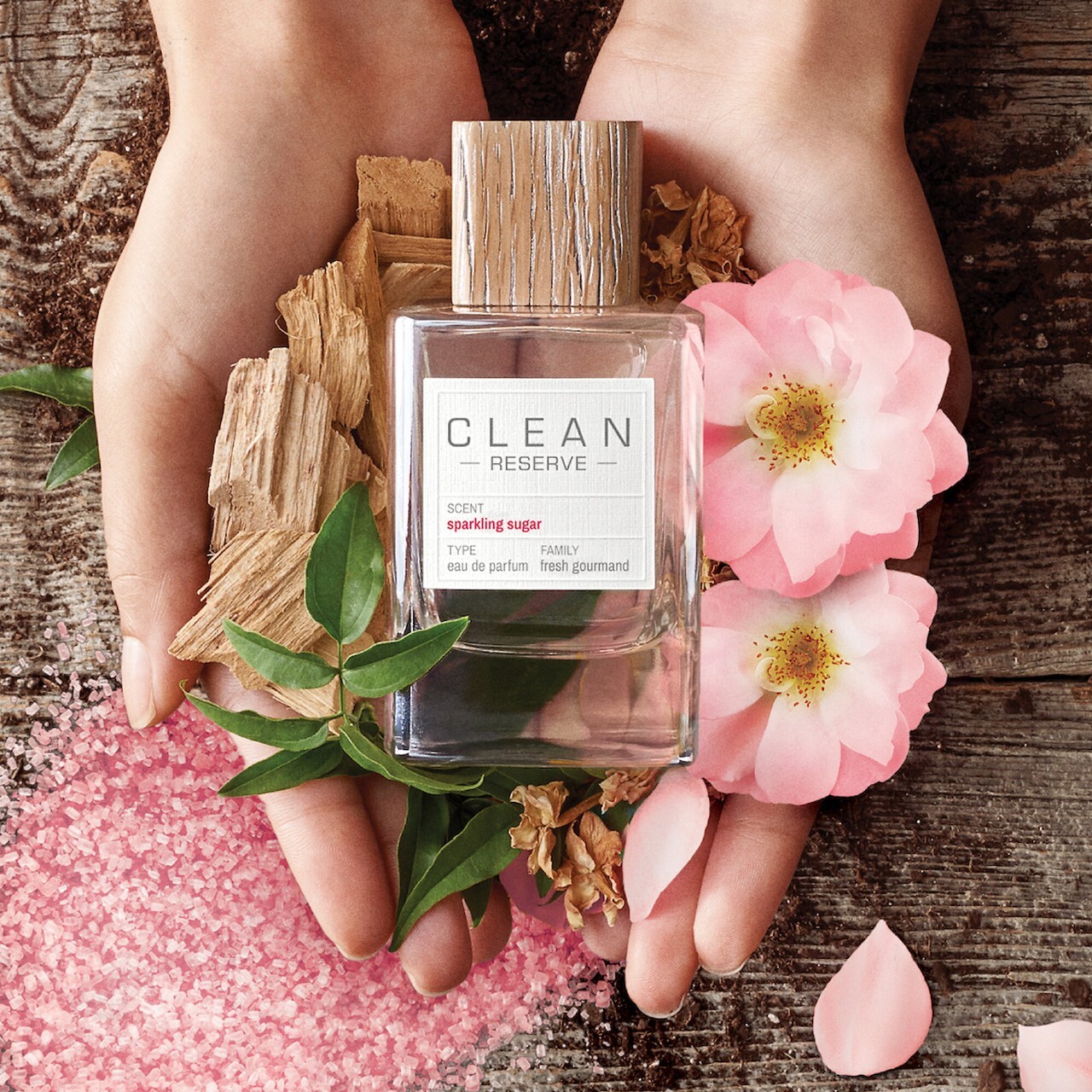 Сахар, персик, ягоды: Clean показали новинку Sparkling Sugar Сахар, персик, ягоды: Clean показали новинку Sparkling Sugar