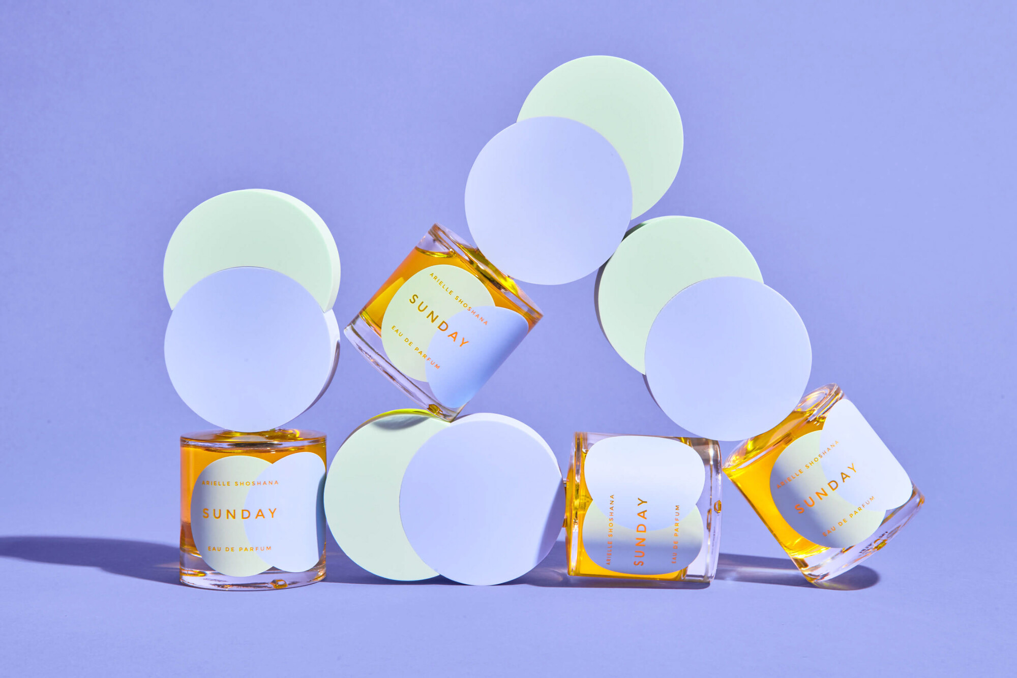 Arielle Shoshana представили оптимистичный и жизнерадостный Friday Eau de Parfum Arielle Shoshana представили оптимистичный и жизнерадостный Friday Eau de Parfum
