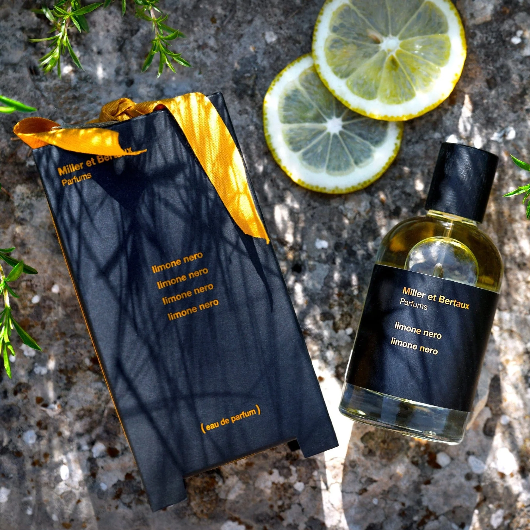 Miller et Bertaux выпустили новый цитрусово-древесный аромат Limone Nero Miller et Bertaux выпустили новый цитрусово-древесный аромат Limone Nero