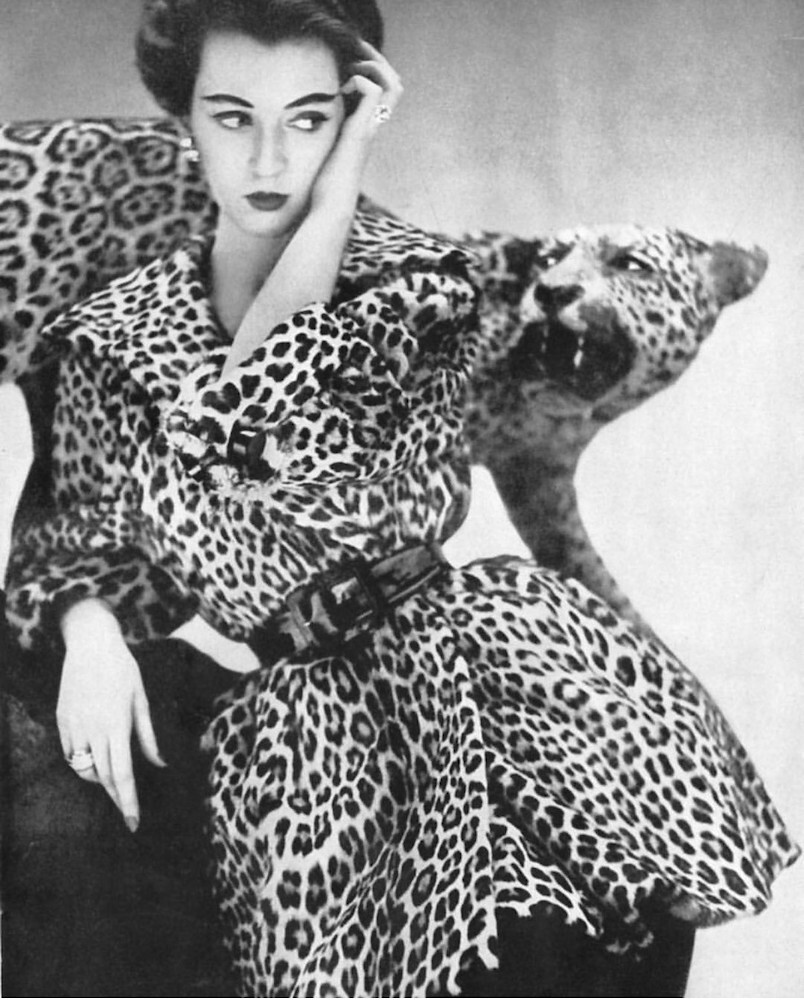 Yves Saint Laurent посвятили Babycat леопардовому принту Yves Saint Laurent посвятили Babycat леопардовому принту