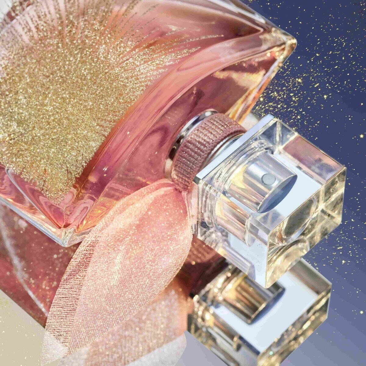 Lancôme представили юбилейное издание Oui La Vie est Belle Lancôme представили юбилейное издание Oui La Vie est Belle
