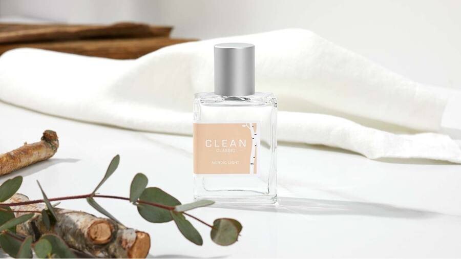 В коллекции Clean Classic новый аромат — цветочно-гурманский Nordic Light В коллекции Clean Classic новый аромат — цветочно-гурманский Nordic Light