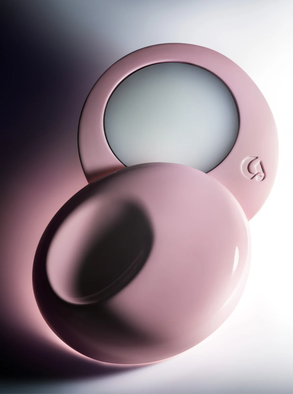 Glossier представили долгожданный дроп — You Solid Perfume Glossier представили долгожданный дроп — You Solid Perfume