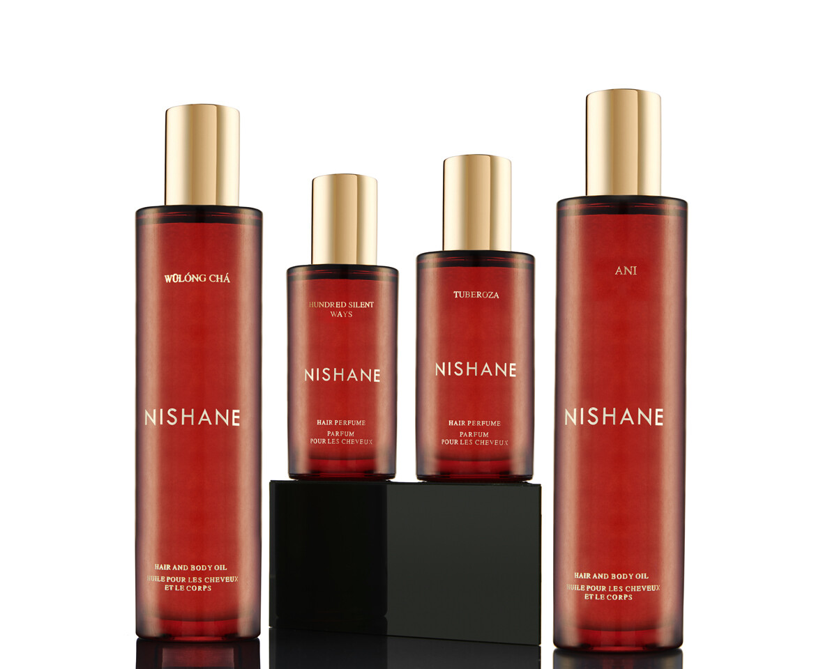 Новое за неделю: ребрендинг KKW Fragrance, жимолость в Нью-Йорке и спа от Nishane Новое за неделю: ребрендинг KKW Fragrance, жимолость в Нью-Йорке и спа от Nishane
