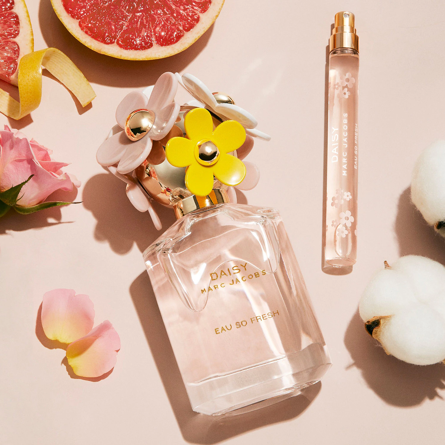 Fresh marc. Marc Jacobs Daisy so Fresh. Marc Jacobs 3-PC. Daisy Eau so Fresh Gift Set. Marc Jacobs Daisy Eau so Fresh Spring. Marc Jacobs Daisy Eau so Fresh Skies.